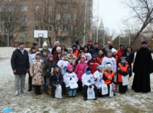 При поддержке Федерации хоккея с мячом России проведены очередные межприходские соревнования «Выходи, поиграем»