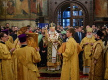 В день памяти святителя Московского Петра Предстоятель Русской Церкви совершил Литургию в Успенском соборе Кремля