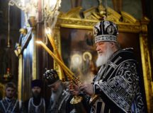Святейший Патриарх Кирилл совершил Литургию Преждеосвященных Даров в Троице-Сергиевой лавре