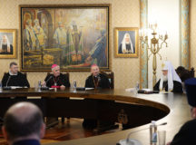 Святейший Патриарх Кирилл встретился с итальянской делегацией, сопровождающей мощи святителя Николая