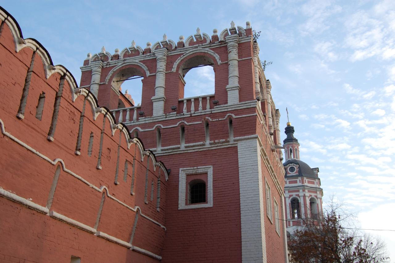 Монастырь на Донской улице в Москве