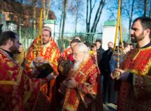 Архиерейское богослужение состоялось в храме вмч. Димитрия Солунского в пос. Восточный