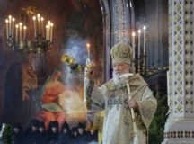 В праздник Рождества Христова Святейший Патриарх Кирилл совершил великую вечерню в Храме Христа Спасителя
