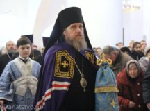 Епископ Домодедовский Иоанн совершил Литургию в храме Собора московских святых в Бибиреве