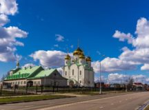 В Храме Христа Спасителя прошло очередное совещание, посвященное Программе строительства православных храмов