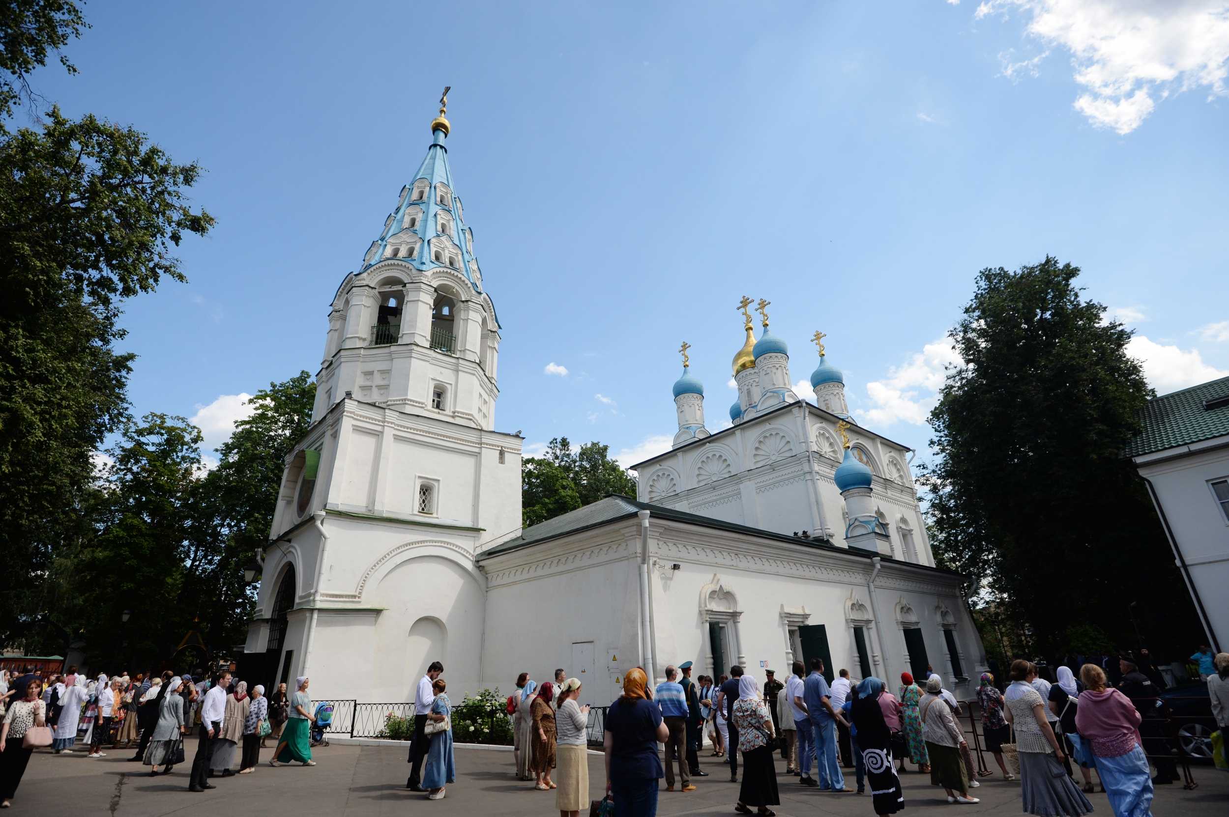 храм петра и павла в лефортово