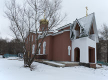 Совершено первое богослужение в храме Патриарха Ермогена на улице Фабрициуса