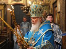 В праздник Сретения Господня Святейший Патриарх Кирилл совершил Литургию в Успенском соборе Московского Кремля
