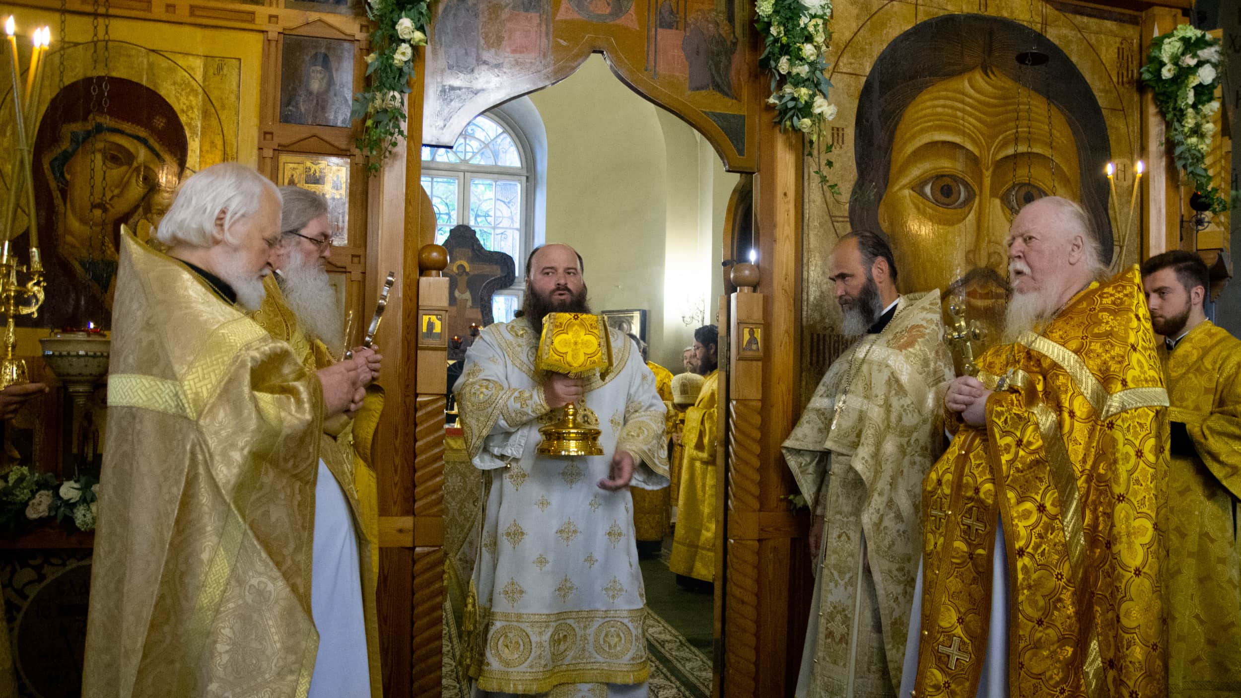 храм благовещения пресвятой богородицы в петровском парке