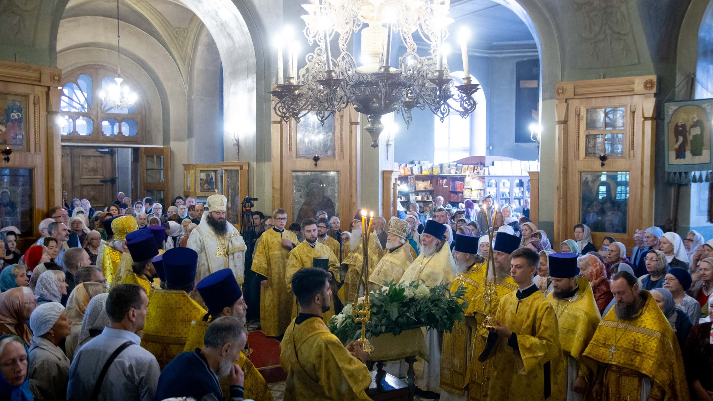 храм благовещения пресвятой богородицы в петровском парке