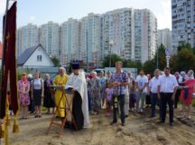 Начались испытания экспериментальных свай под фундамент храма мучеников Анатолия и Протолеона в Марьине