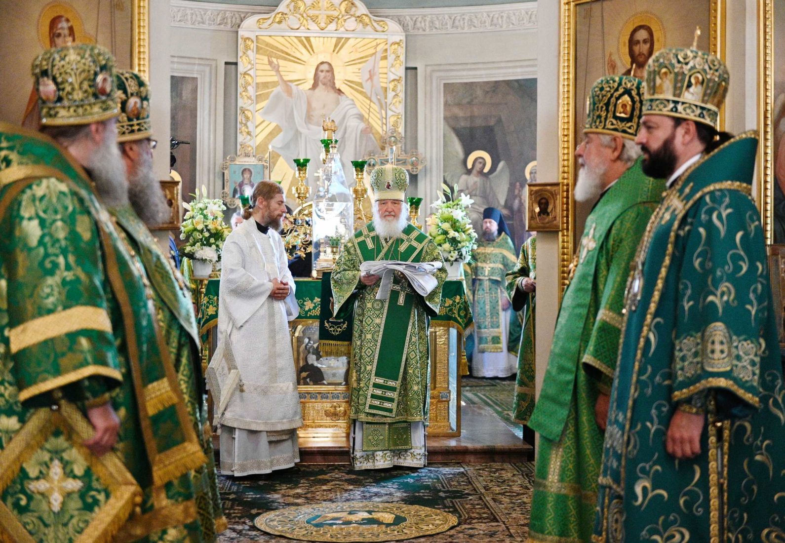 Святейший Патриарх Кирилл совершил Литургию в Даниловом монастыре и  возглавил хиротонию архимандрита Леонтия (Козлова) во епископа Сызранского  — Московская (городская) епархия Русской Православной Церкви