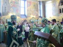 В день памяти преподобного Серафима Саровского в Москве прошли архиерейские богослужения