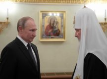 Президент России В.В. Путин поздравил Святейшего Патриарха Кирилла с годовщиной интронизации