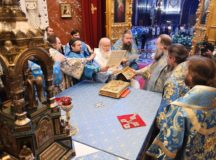 В праздник Успения Пресвятой Богородицы Святейший Патриарх Кирилл совершил Литургию в Храме Христа Спасителя
