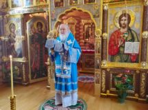 В Неделю 24-ю по Пятидесятнице Святейший Патриарх Кирилл совершил Литургию в Александро-Невском скиту