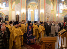 Епископ Павлово-Посадский Фома совершил Литургию в храме прп. Сергия Радонежского в Солнцеве