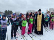 Состоялись первые открытые соревнования по лыжным гонкам Юго-Западного викариатства «Бутовские старты»