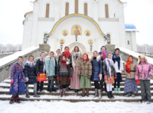 В Покровском храме в Ясеневе состоялась Литургия с участием молодежных объединений столицы