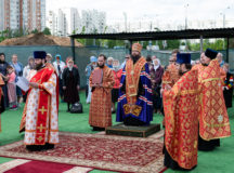 Архиепископ Егорьевский Матфей совершил чин освящения закладного камня в основание храма в Марьине