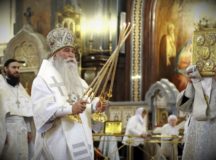 В праздник Вознесения Господня епископ Мытищинский Феофилакт совершил Литургию в Храме Христа Спасителя