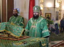 Архиепископ Егорьевский Матфей совершил Литургию в храме Живоначальной Троицы при бывшем приюте Бахрушиных