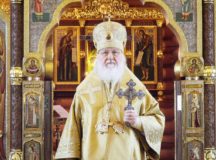 В день памяти первоверховных апостолов Петра и Павла Святейший Патриарх Кирилл совершил уставные богослужения
