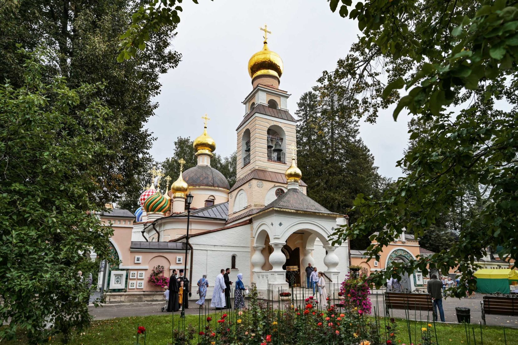 храм преображения господня сургут