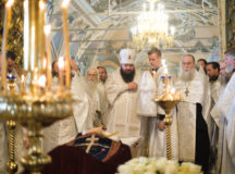Епископ Наро-Фоминский Парамон совершил отпевание игумена Космы (Алехина)