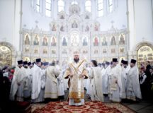 Епископ Сергиево-Посадский Фома совершил Литургию в храме Живоначальной Троицы в Орехове-Борисове