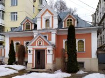 Московскому подворью Троице-Сергиевой лавры передано здание приходского дома