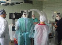 Церковная больница святителя Алексия передала цифровой рентгеновский аппарат в Горловскую больницу