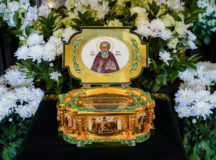 Ковчег с мощами преподобного Сергия Радонежского встретили в Западном викариатстве