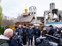 Объезд строящихся храмов прошел в Западном округе