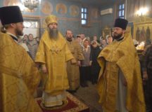 Епископ Павлово-Посадский Силуан совершил Литургию в храме святителя Тихона в Московском