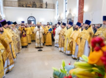 Епископ Наро-Фоминский Парамон совершил Литургию в храме святителя Спиридона Тримифунтского в Коптеве