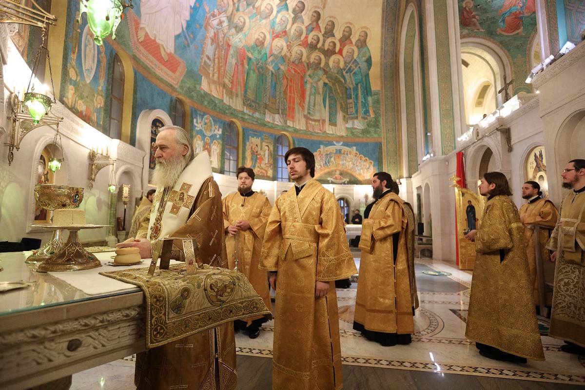 храм живоначальной троицы в черемушках