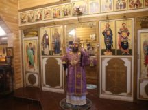 Архиепископ Егорьевский Матфей совершил Литургию в храме благоверного князя Александра Невского в Лианозове