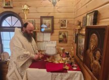 Епископ Наро-Фоминский Парамон совершил Литургию в храме блаженной Ксении Петербургской в Бескудникове