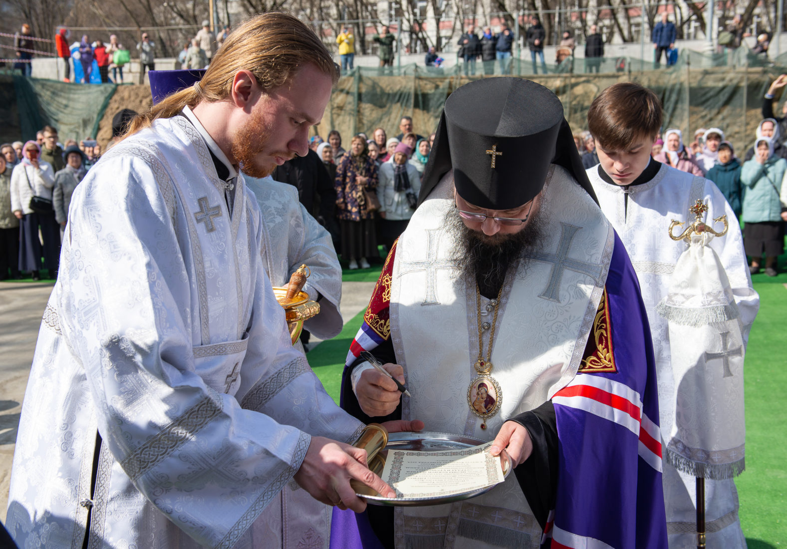 храм отрада и утешение на каховке