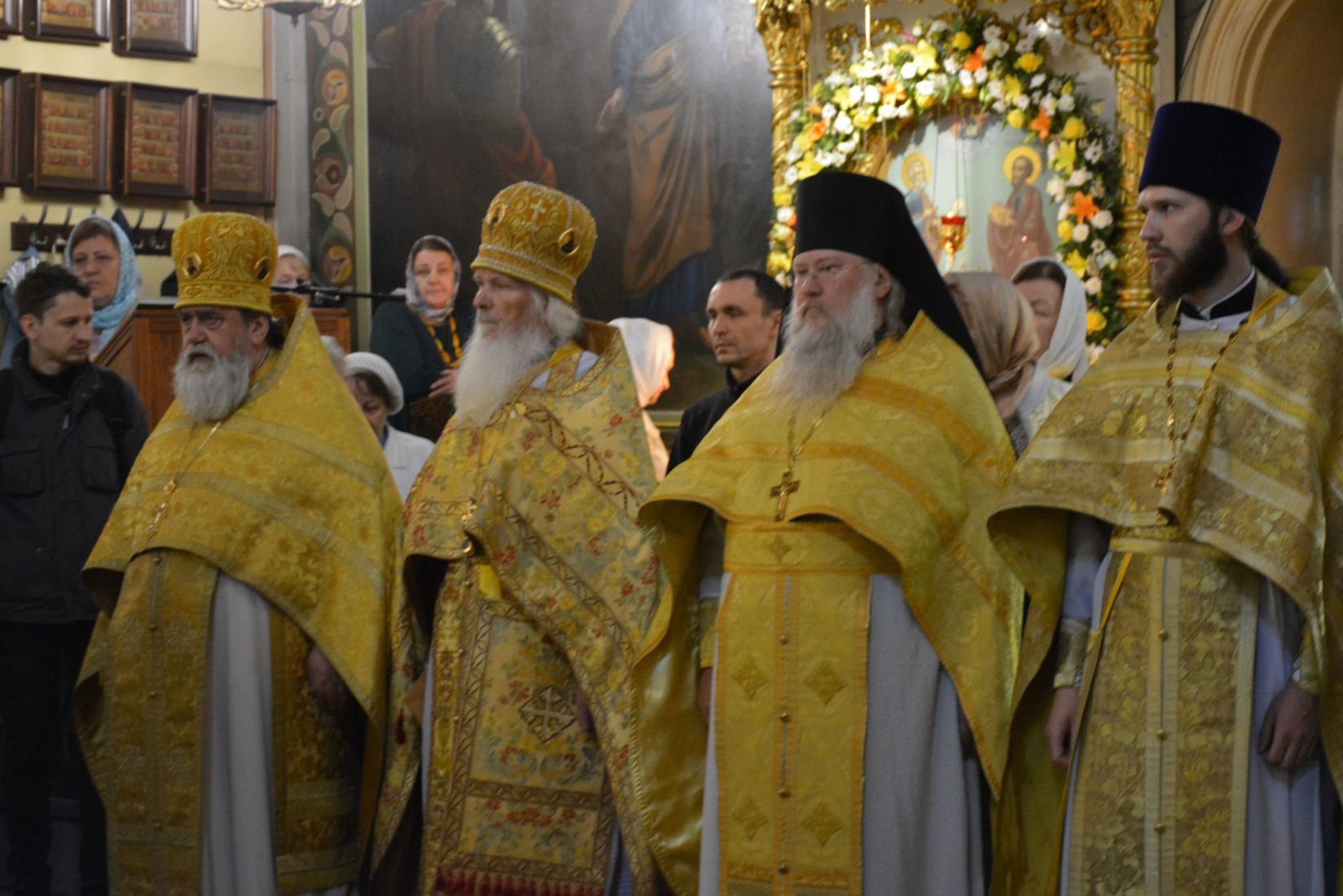 храм апостола петра большой камень