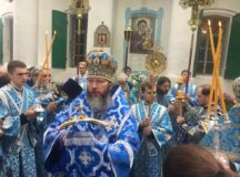 Епископ Луховицкий Евфимий совершил Литургию в храме Влахернской иконы Божией Матери в Кузьминках