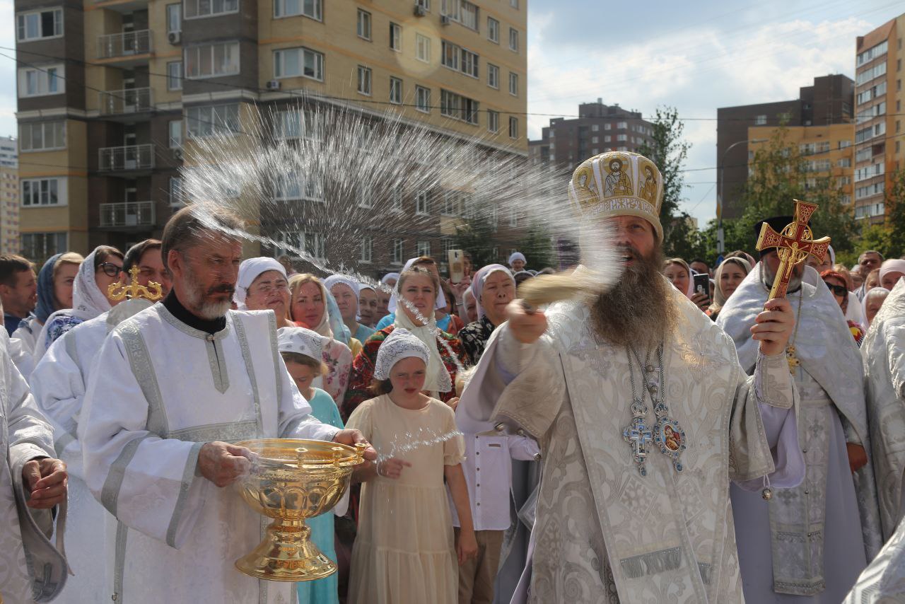 храм преображения господня в коммунарке