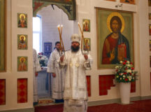 Архиепископ Егорьевский Матфей совершил Литургию в храме преподобного Сергия Радонежского на Ходынском поле
