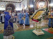 В канун праздника Сретения Господня Святейший Патриарх Кирилл совершил всенощное бдение в Храме Христа Спасителя
