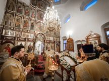 Митрополит Кишиневский и всея Молдовы Владимир совершил Литургию в храме Живоначальной Троицы в Конькове