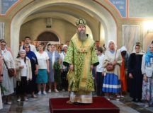 Епископ Павлово-Посадский Силуан возглавил престольный праздник в храме Живоначальной Троицы в Троицке