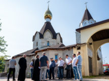 Объезд строящихся храмов прошел в Южном округе столицы