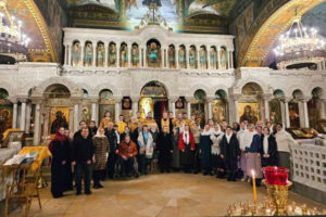 Ночную молодежную Литургию совершили в храме преподобного Пимена Великого в Новых Воротниках