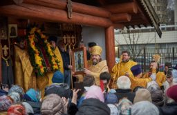 Архиепископ Одинцовский Фома совершил Литургию в престольный праздник храма равноапостольной Нины в Черемушках